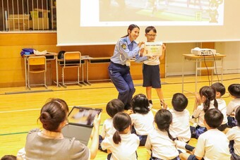 交通安全教室を行いました