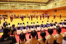 マーチングバンド鑑賞会を行いました