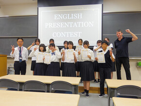 M4学年で校内プレゼンテーションコンテストを行いました