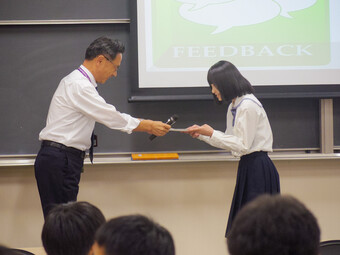 M4学年で校内プレゼンテーションコンテストを行いました