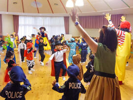 ハロウィンパーティーを行いました