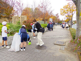 ふれあい清掃を行いました
