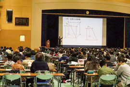 プレテスト返却解説会を実施しました