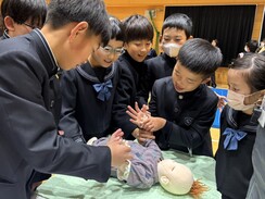 Ｐ４生　助産師さんから学ぶ「いのちの授業」