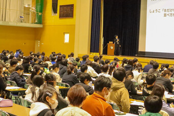 プレテスト返却解説会を実施しました