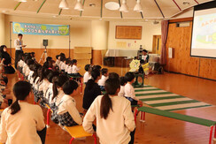 交通安全教室を行いました