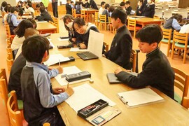 M2→P3情報モラル講座を行いました