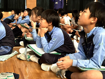 Ｐ４生が感動！宇宙を学ぶ理科特別授業