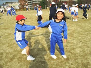 小学校全体遊び「ならとみ合戦冬の陣」