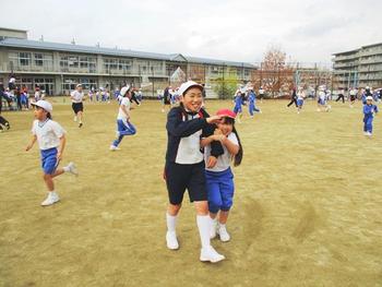 小学校全体遊び「ならとみ合戦冬の陣」