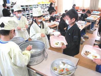 給食週間「郷土料理」②