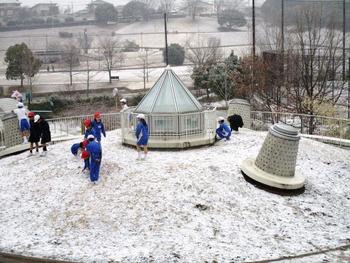 雪の朝