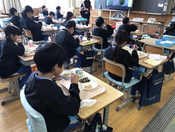 給食委員会×給食室のコラボ企画です！