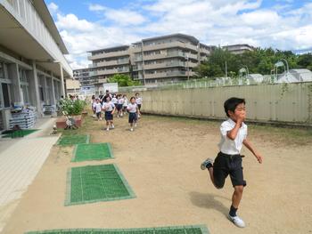 休み時間の避難訓練