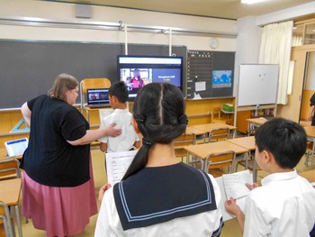 ハワイの小学生との交流学習