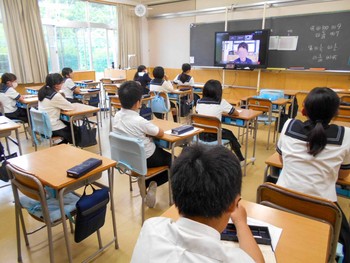 ハワイの小学生との交流学習