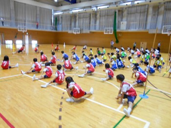 大接戦！ 学年対抗リレー