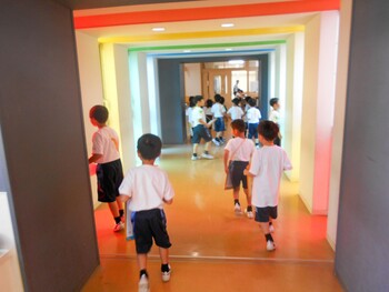 ワクワクドキドキ　学校たんけん