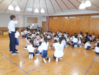 交流会で園児と楽しく遊ぼう