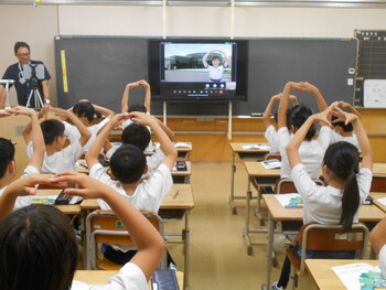 オンライン自動車工場見学