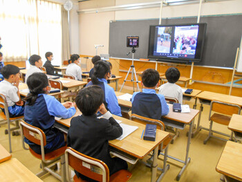 メリノール校とのオンライン交流