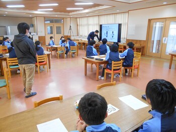 プログラミングロボット教室