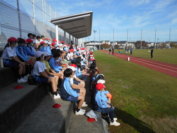 全校朝会と全校かけ足練習