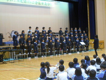 M1・2生による校内音楽発表会