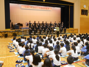 M1・2生による校内音楽発表会