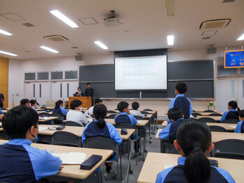 生徒から児童へ学校生活について語る会