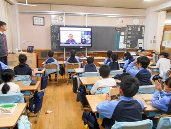 P朝礼で論語から学ぶ