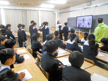 ハワイの姉妹校とのオンライン交流