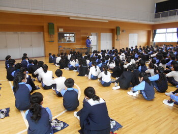 不審者対応の防犯訓練