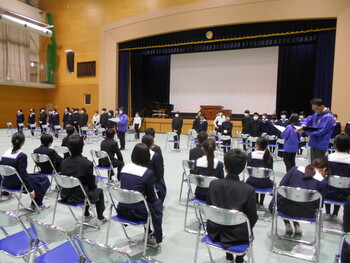 卒業式練習始まる！