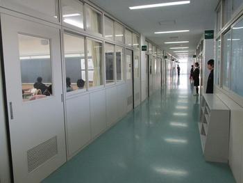 中学校入試風景