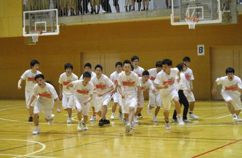 高校男子バスケットボール部公式戦