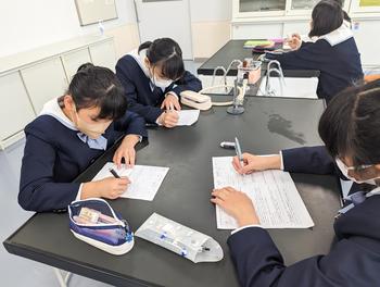 M3理科の実験授業(4月)
