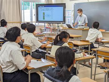 大学模擬授業を開催