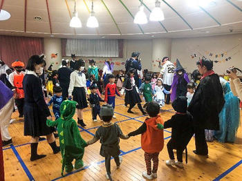 ハロウィン幼稚園交流