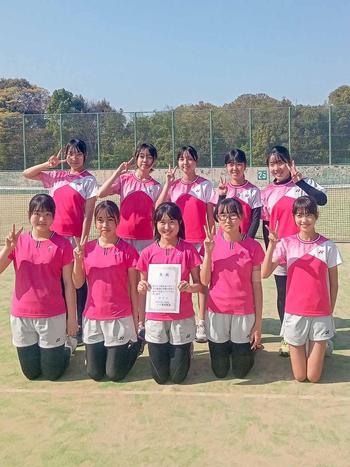奈良県中学生テニス選手権大会団体男子優勝・女子準優勝