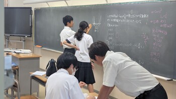 １学期末考査が始まりました