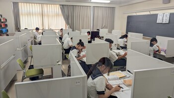 1学期末考査が始まりました