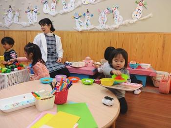 いちご組(２歳児)の子どもたち