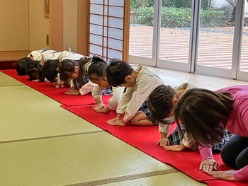 年長組　礼法の時間