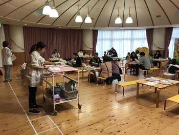 体験入園るんるんなとみん・給食試食会