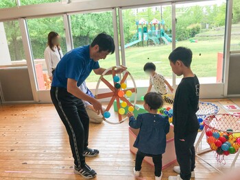 体験入園るんるんなとみん
