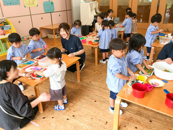 2歳児保育体験　ぴよぴよなとみん