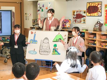 年長組　編み物体験