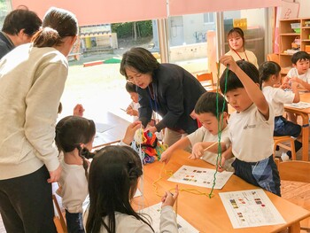 年長組　編み物体験