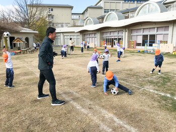 体育の先生と遊ぼう